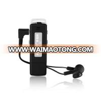 the usb mini pocket  voice recorder with earphone jack used as MP3 player with recording activated